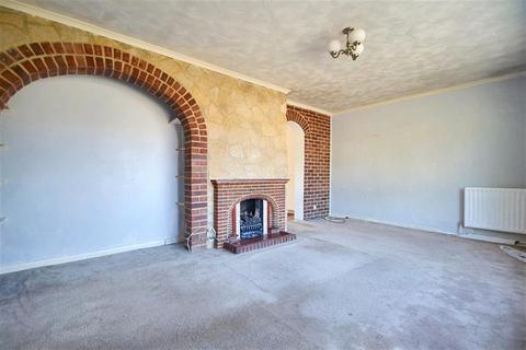 10 Roberts Close, Kings Worthy, Winchester, SO23 7LY
