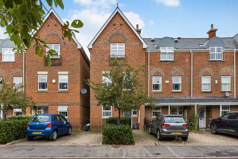 9 Brindley Close, Oxford, OX2 6XN