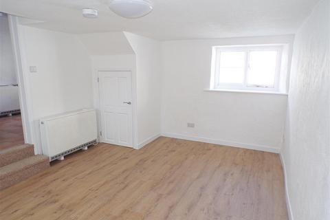 3 bedroom maisonette for sale, Well Street, Torrington