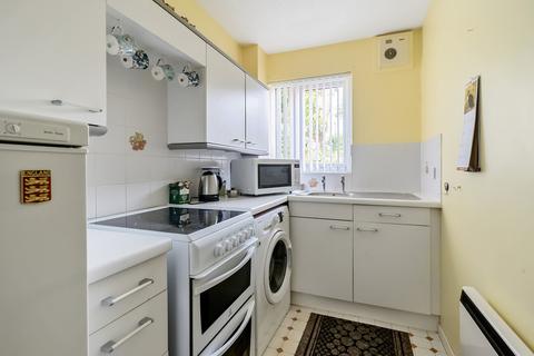 1 bedroom apartment for sale, Sherwood Close, Bassett, Southampton, Hampshire, SO16