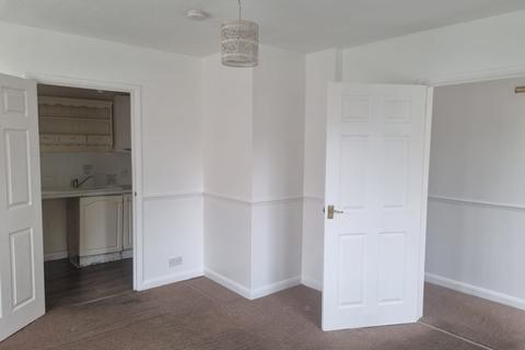 2 bedroom maisonette to rent, Chadwell Heath, RM6