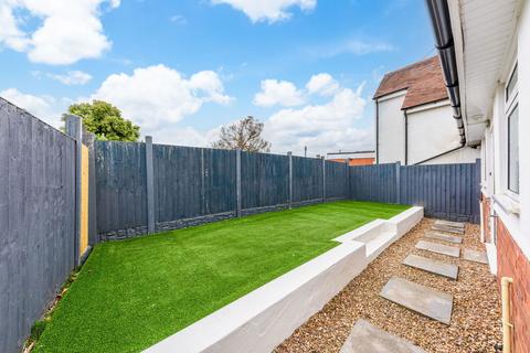 1 bedroom semi-detached bungalow for sale, Hagley Road West, Oldbury B68