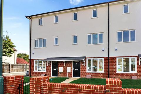 32 Norman Road, Belvedere, DA17 6LD