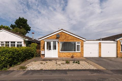 2 bedroom semi-detached bungalow for sale, Sutcliffe Drive, Harbury, Leamington Spa