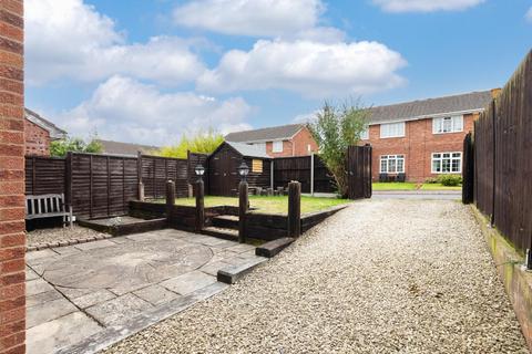 9 Overberry Orchard, Leamington Spa, CV33 9SJ
