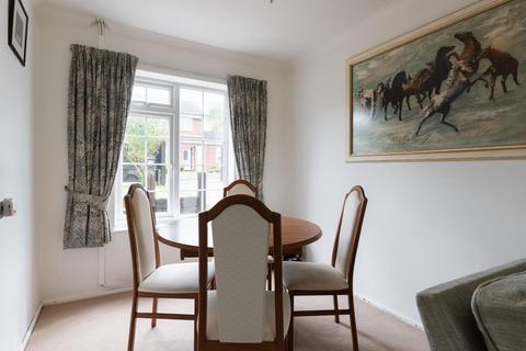 9 Overberry Orchard, Leamington Spa, CV33 9SJ