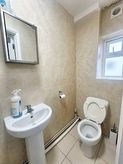 1 bedroom house to rent, Millstone Lane, Leicester LE1