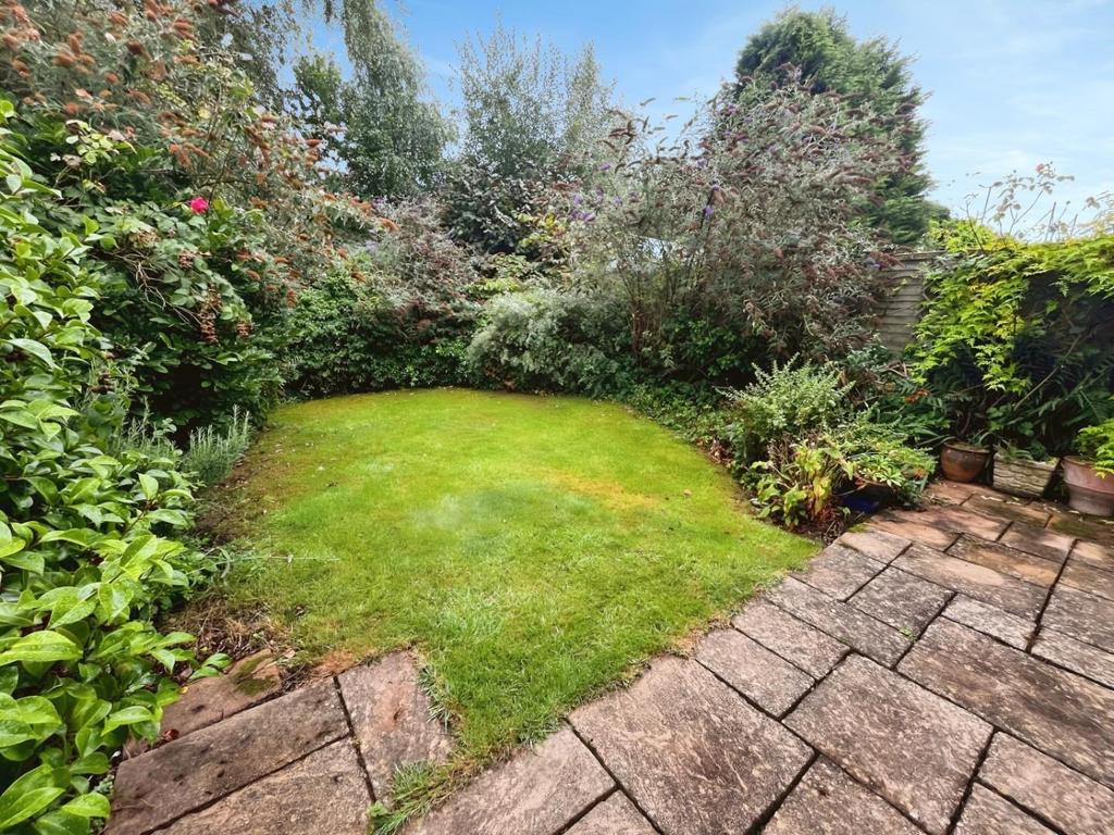 Rear Garden 2.jpg