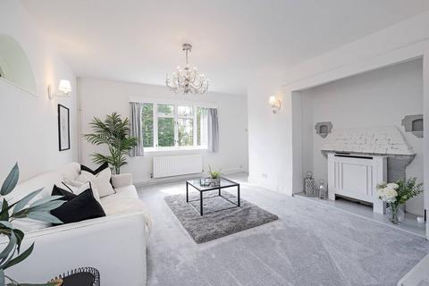 19 Brook Rise, Chigwell, IG7 6AP