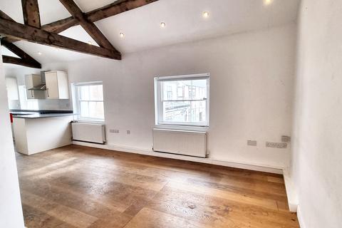 1 bedroom apartment for sale, The Square, Church Stretton SY6