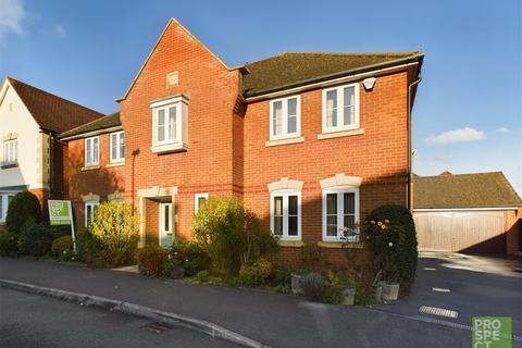 5 bedroom detached house for sale, Monarch Drive, Shinfield, Reading, Berkshire, RG2