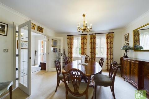 5 bedroom detached house for sale, Monarch Drive, Shinfield, Reading, Berkshire, RG2