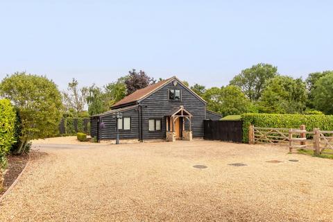 3 bedroom barn conversion to rent, Gubblecote, Tring