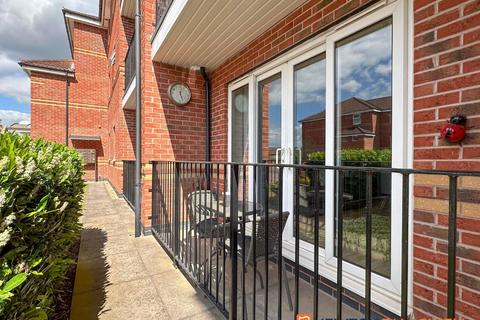 2 bedroom flat for sale, Youngs Avenue, 6 NG24