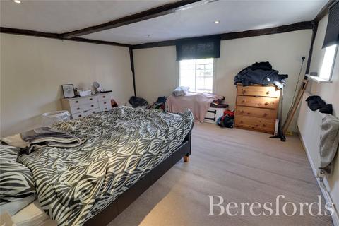 3 bedroom end of terrace house for sale, High Street, Kelvedon, CO5