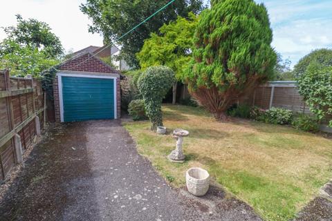 3 bedroom detached bungalow for sale, St Margarets Road, Hayling Island