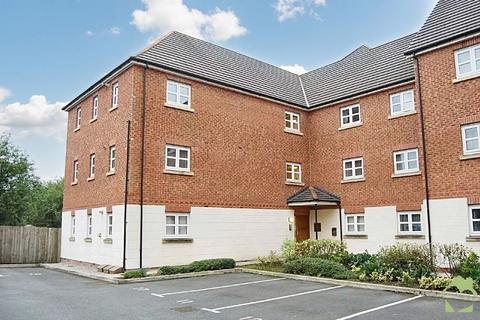 2 bedroom apartment to rent, Hartford Drive, Bury