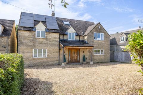 5 bedroom detached house for sale, Station Road, Shipton Under Wychwood