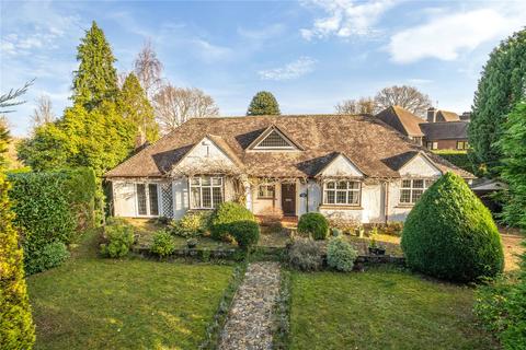 5 bedroom detached house for sale, Durford Road, Petersfield, Hampshire, GU31