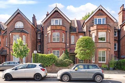 Platts Lane, Hampstead