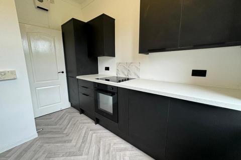 2 bedroom flat for sale, Main Street, Glasgow G67