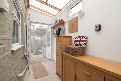 90 Buccleuch Street, Kettering, NN16 9EF
