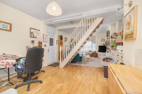 90 Buccleuch Street, Kettering, NN16 9EF