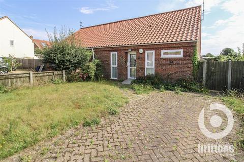 2 bedroom semi-detached bungalow for sale, Summerwood Estate, Great Massingham