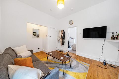 1 bedroom flat for sale, St Luke's Avenue, Clapham