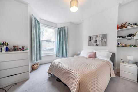 1 bedroom flat for sale, St Luke's Avenue, Clapham