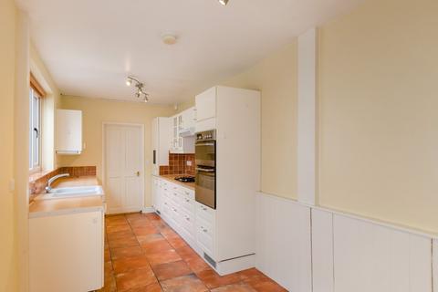 4 bedroom house to rent, Claremont Terrace, York, YO31