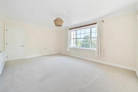 2 bedroom flat for sale, 70 Havant Road, Emsworth, Hampshire, PO10 7LQ