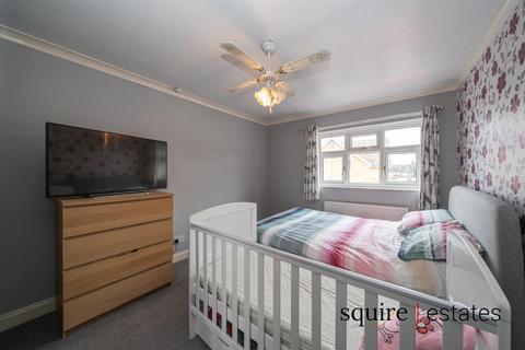 3 bedroom terraced house for sale, Peartree Road, Hemel Hempstead