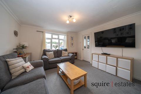 3 bedroom terraced house for sale, Peartree Road, Hemel Hempstead