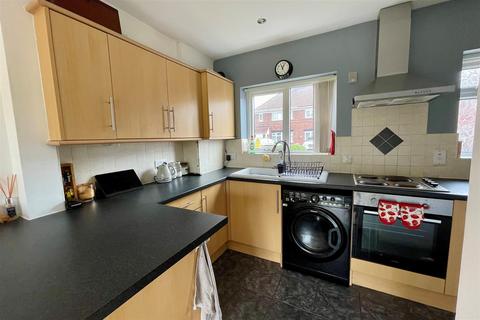 2 bedroom semi-detached house for sale, Sandford Avenue, Rowley Regis