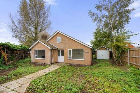 3 bedroom bungalow for sale, Harrison Close, Horncastle, Lincolnshire, LN9 5ER