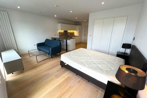 Studio to rent, Nautical Drive, London E16