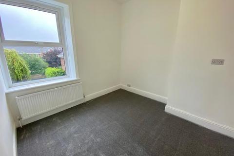 2 bedroom terraced house for sale, North Place, Mirfield