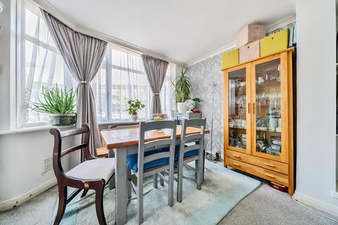 79 Park Mead, Sidcup, DA15 9PF