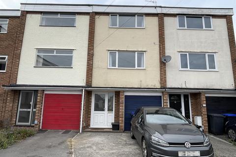 3 bedroom terraced house for sale, Highbury Close, Salisbury SP2