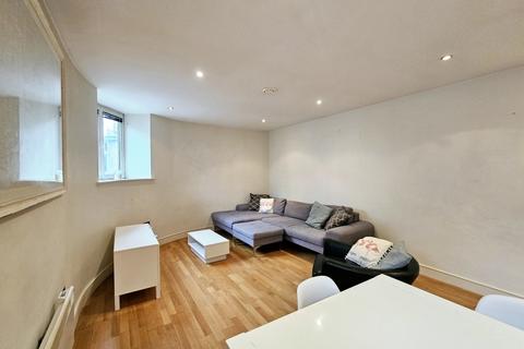 2 bedroom apartment to rent, Bedford Street, Leeds LS1