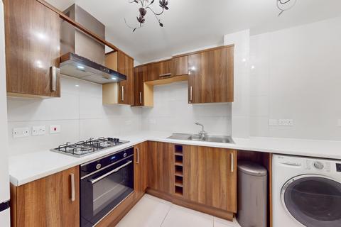 2 bedroom flat to rent, Palliser Road, London W14