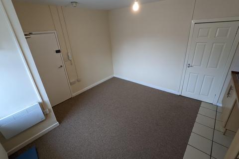 Studio to rent, Priory Street, Carmarthen, Carmarthenshire