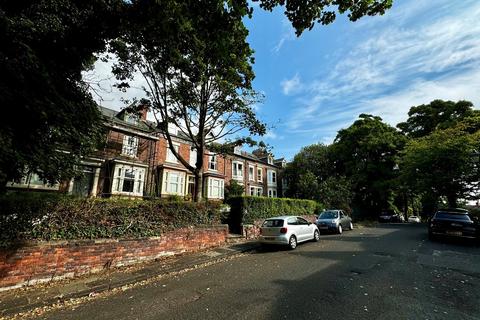 9 bedroom terraced house for sale, Thornhill Gardens, Sunderland, SR2