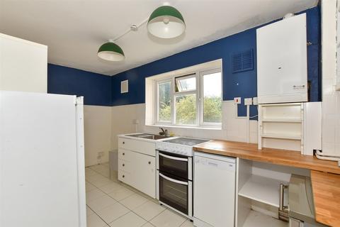 3 bedroom flat for sale, Thornhill Gardens, Leyton