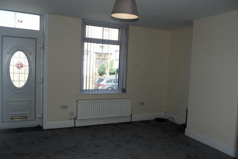 2 bedroom terraced house to rent, Shetcliffe Lane, Bradford, West Yorkshire, BD4