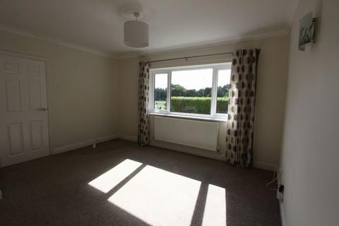 3 bedroom house to rent, Kenilworth Court, Ellesmere Port, Cheshire, CH65