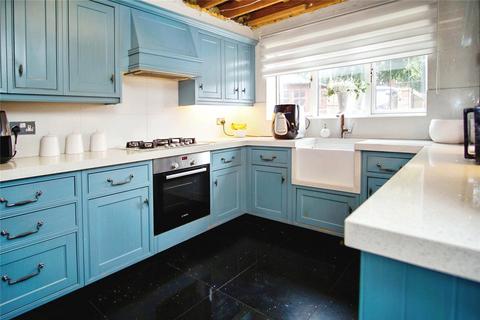 15 Milford Close, London, SE2 0DS