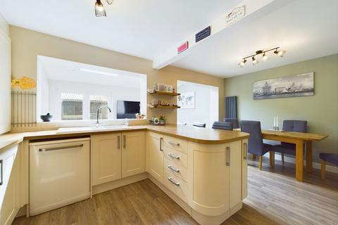 24 Almond Avenue, Burscough, Ormskirk, L40 0SR