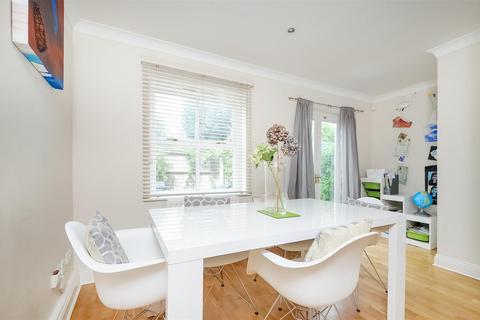 3 bedroom townhouse for sale, Charles Street, Barnes, London, SW13